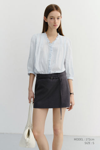 JANE FRILL BLOUSE SOFT BLUE