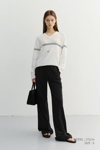 UNISEX V-NECK STRIPED SWEATER CREAM