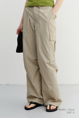 UTILITY PARACHUTE PANTS BEIGE