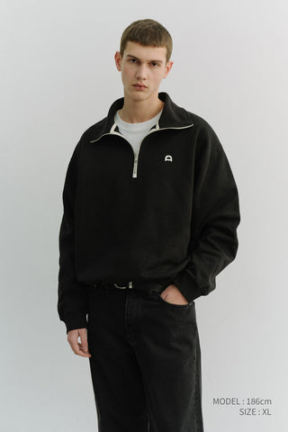 UNISEX LEATHER LOGO HALF ZIP-UP SWEATSHIRT BLACK