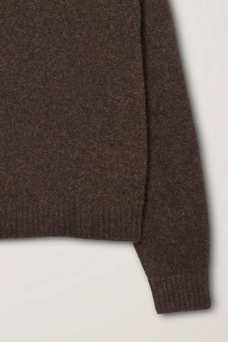 UNISEX SHAGGY DOG SWEATER BROWN