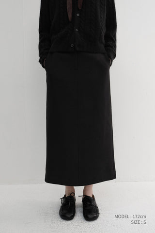 H-LINE LONG SKIRT BLACK