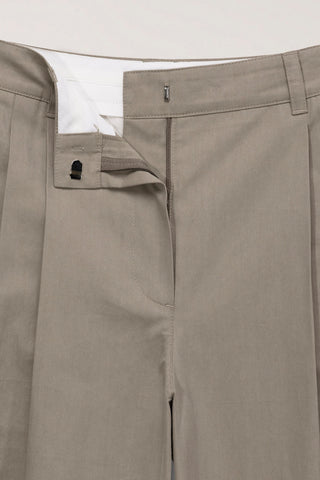 SUMMER DOUBLE PLEATED CHINO SLACKS KHAKI