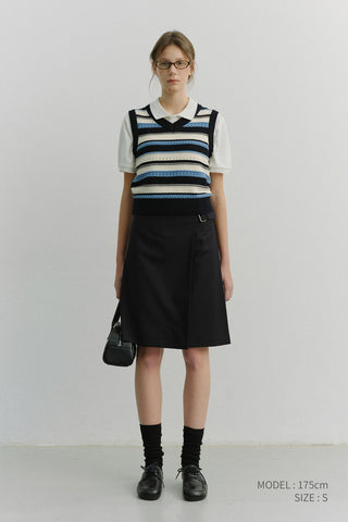 UNISEX CRAFTED STRIPED KNIT VEST NAVY CREAM