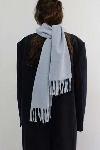 FRINGED CASHMERE MUFFLER SOFT BLUE