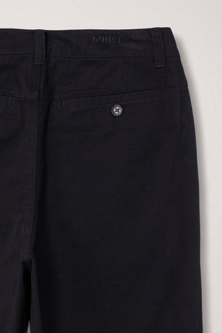 STRAIGHT CHINO SLACKS BLACK