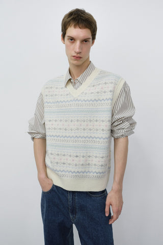 UNISEX CRAFTED V-NECK KNIT VEST CREAM