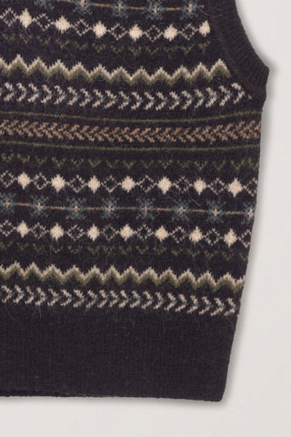 UNISEX CRAFTED V-NECK KNIT VEST DEEP BROWN