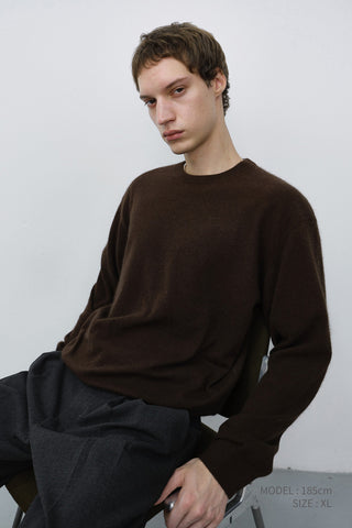 UNISEX ESSENTIAL CREWNECK SWEATER BROWN