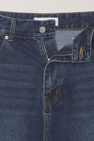 SEMI FLARED JEANS CLASSIC BLUE