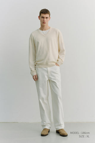 UNISEX SOFT V-NECK SWEATER IVORY
