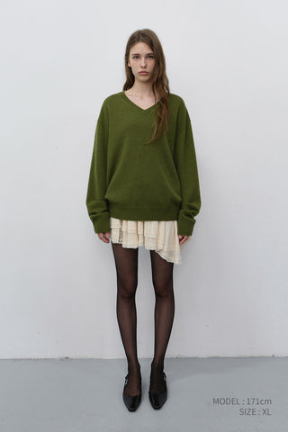 UNISEX CASHMERE V-NECK SWEATER OLIVE GREEN