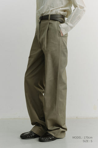 PLEATED CHINO SLACKS KHAKI