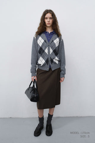 UNISEX V-NECK ARGYLE CARDIGAN GREY
