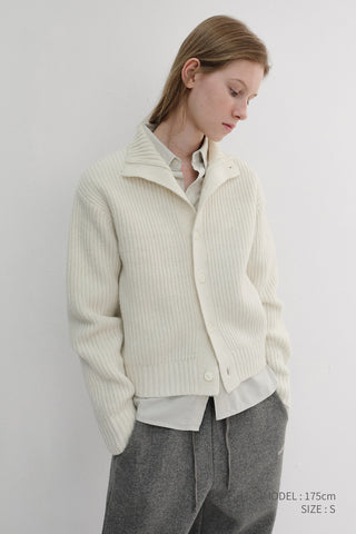 UNISEX HIGH NECK BUTTON CARDIGAN CREAM