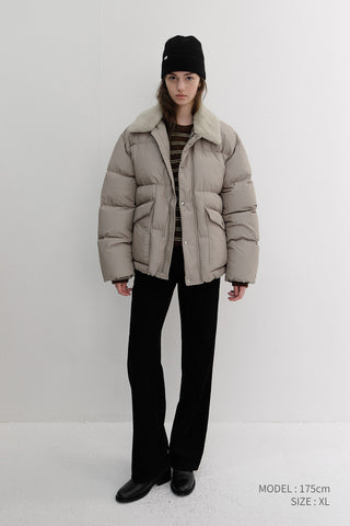 UNISEX COLLARED GOOSE DOWN JACKET BEIGE