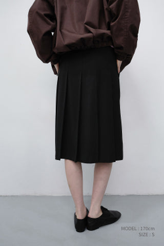 PLEATS MIDI WRAP SKIRT BLACK