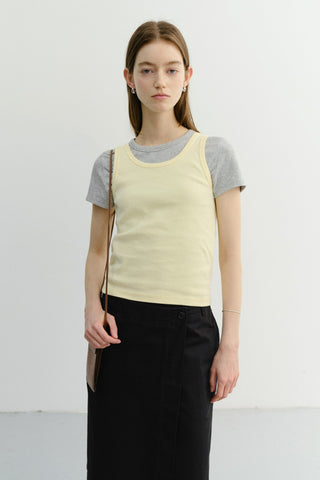 ESSENTIAL SLEEVELESS TOP BUTTER