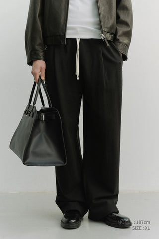UNISEX LEATHER LOGO WIDE SWEAT PANTS BLACK