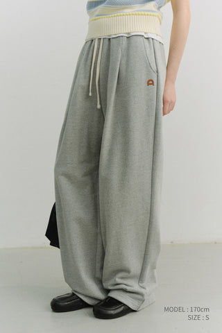 UNISEX LEATHER LOGO WIDE SWEAT PANTS MELANGE GREY