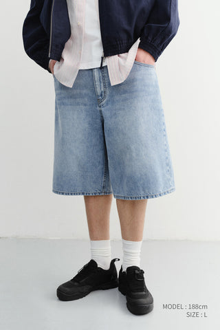 CLASSIC BAGGY DENIM SHORTS LIGHT BLUE