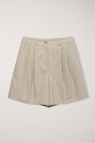 DOUBLE PLEATED BERMUDA SHORTS BEIGE
