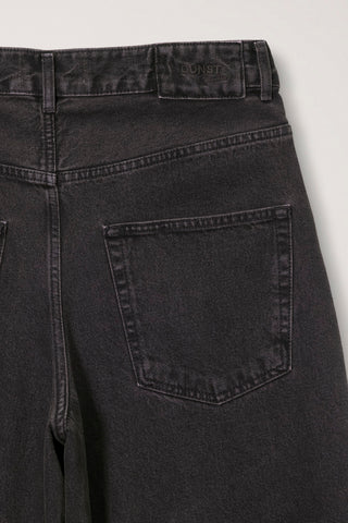 RELAXED CURVED JEANS MUD