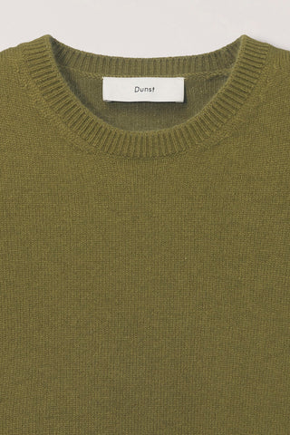 HALF SLEEVE KNIT TOP OLIVE GREEN