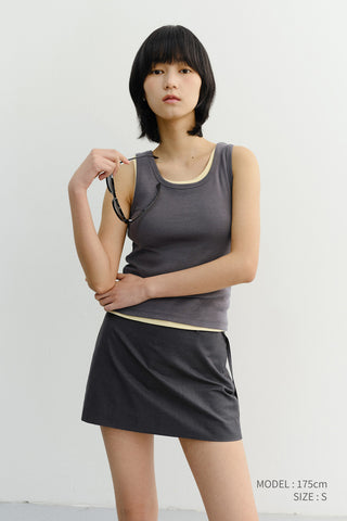ESSENTIAL SLEEVELESS TOP CHARCOAL GREY