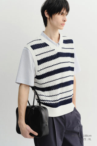 UNISEX CHUNKY STRIPED KNIT VEST NAVY