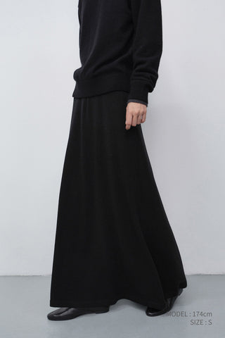 KNITTED MAXI SKIRT BLACK
