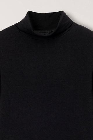 ESSENTIAL ROLL NECK TOP BLACK