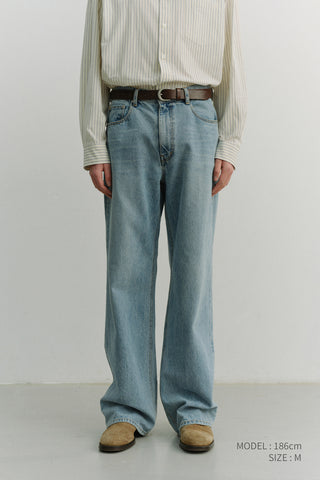 LOW RISE WIDE JEANS LIGHT BLUE