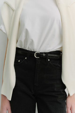 D-BUCKLE SLIM LEATHER BELT BLACK