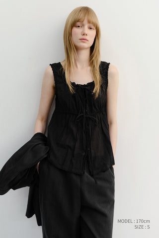 SHIRRING SLEEVELESS BLOUSE BLACK