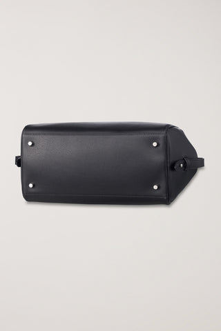 SOFT FRAME COMPACT SHOULDER BAG BLACK
