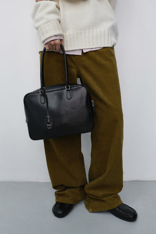 CLASSIC 28 LEATHER BAG BLACK