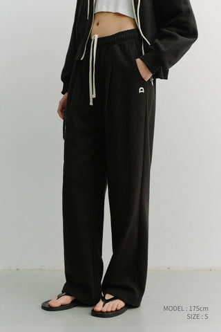 UNISEX LEATHER LOGO WIDE SWEAT PANTS BLACK