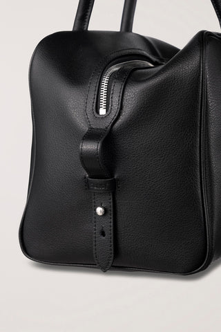 SOFT FRAME SHOULDER BAG BLACK
