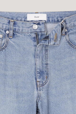LOW RISE LOOSE JEANS LIGHT BLUE
