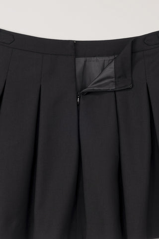 PLEATS MINI SKIRT BLACK