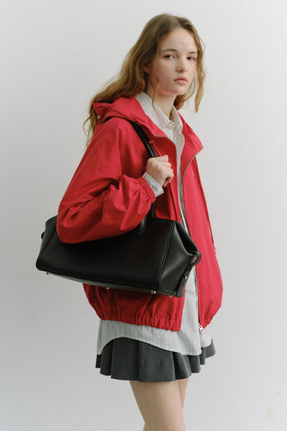 SOFT FRAME SHOULDER BAG BLACK