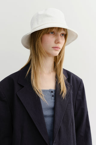 ADVENTURE BUCKET HAT WHITE
