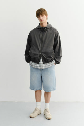 PLEATED BERMUDA DENIM SHORTS LIGHT BLUE