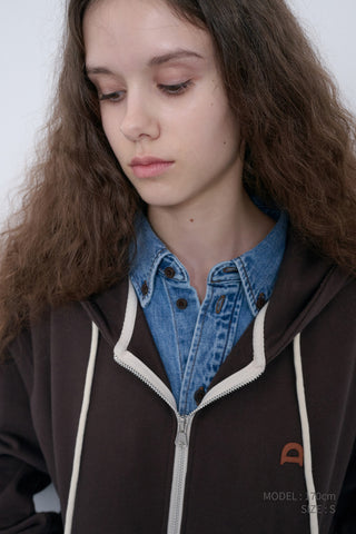 UNISEX LEATHER LOGO ZIP-UP HOODIE BROWN