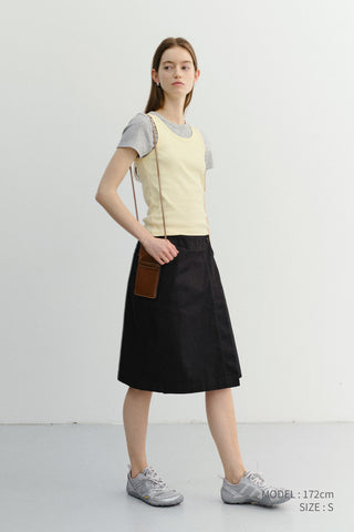 ESSENTIAL SLEEVELESS TOP BUTTER