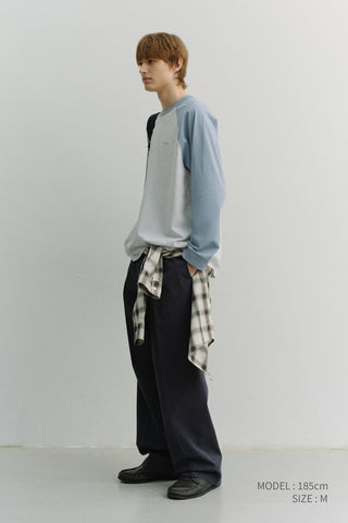 PLEATED CHINO SLACKS NAVY