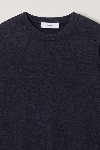 UNISEX ESSENTIAL CREWNECK SWEATER CHARCOAL GREY