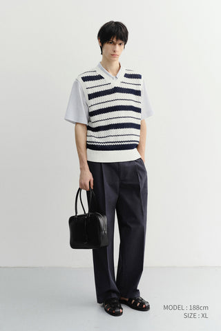 UNISEX CHUNKY STRIPED KNIT VEST NAVY - Dunst