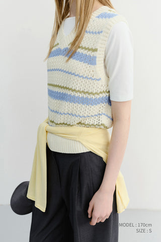 UNISEX CHUNKY STRIPED KNIT VEST SOFT BLUE - Dunst